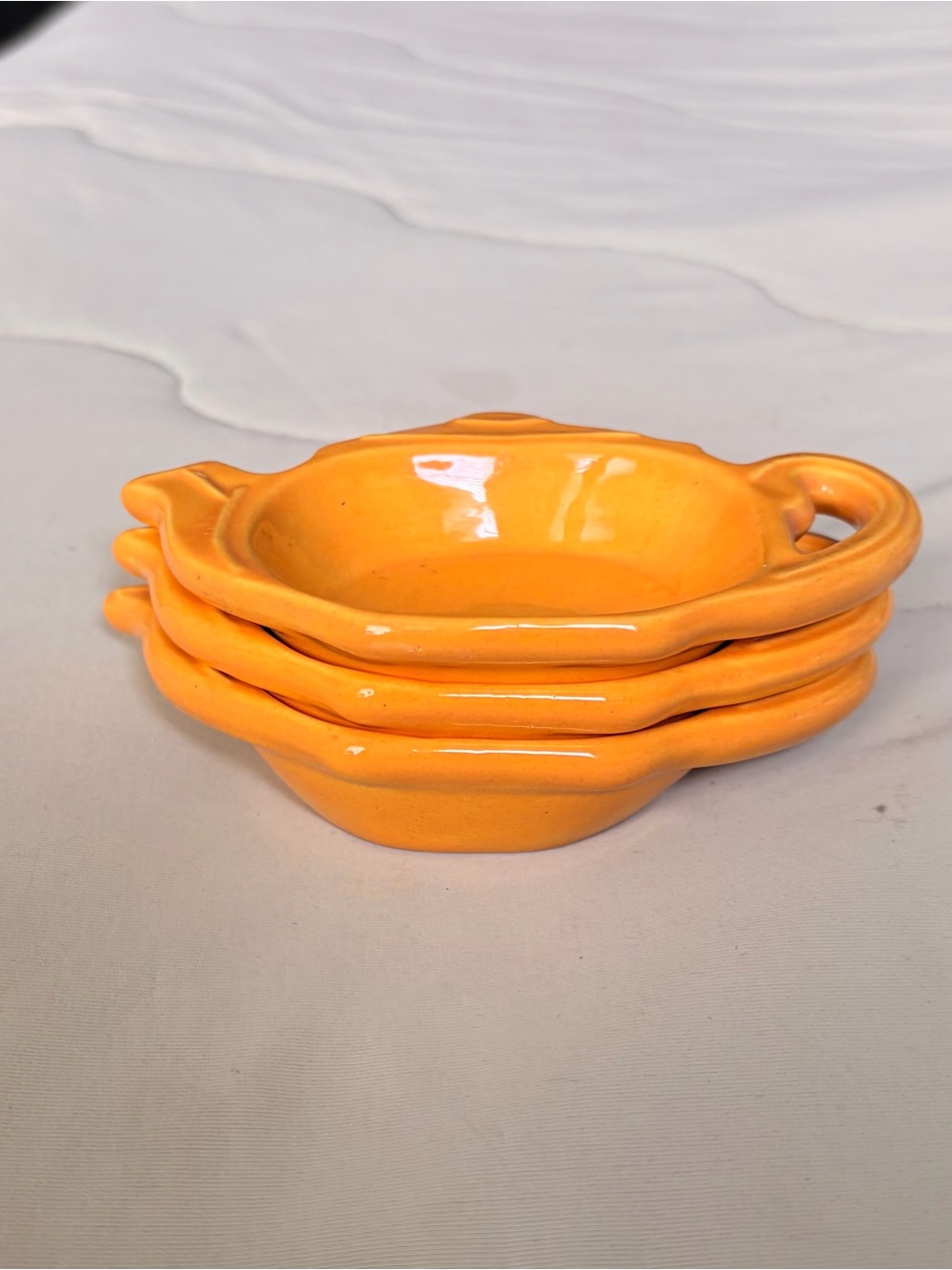 Bright Yellow Ceramic Teapot-Shaped Teabag Holders Kitchenware - Set of 3 - Picture 6 of 9